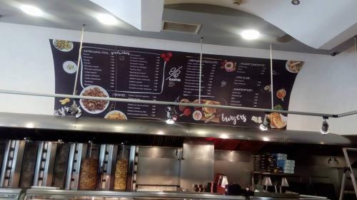 25507664_1764549576902957_1132245672247906963_n